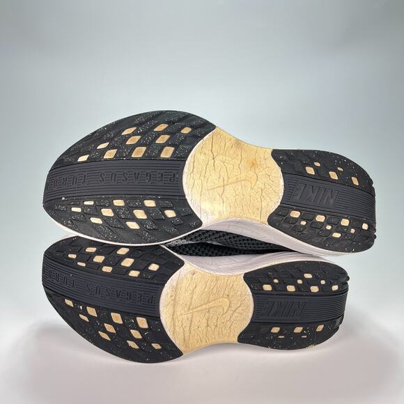 Nike Pegasus Plus Black White Cushioned Running Shoes FQ7262-002 Men’s Size 11 - Picture 8 of 10